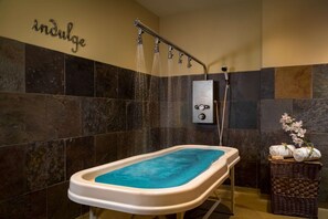 Body treatments, aromatherapy, hot stone massages, deep-tissue massages - The Inn At Leola Village, a Historic Hotel of America (Leola)