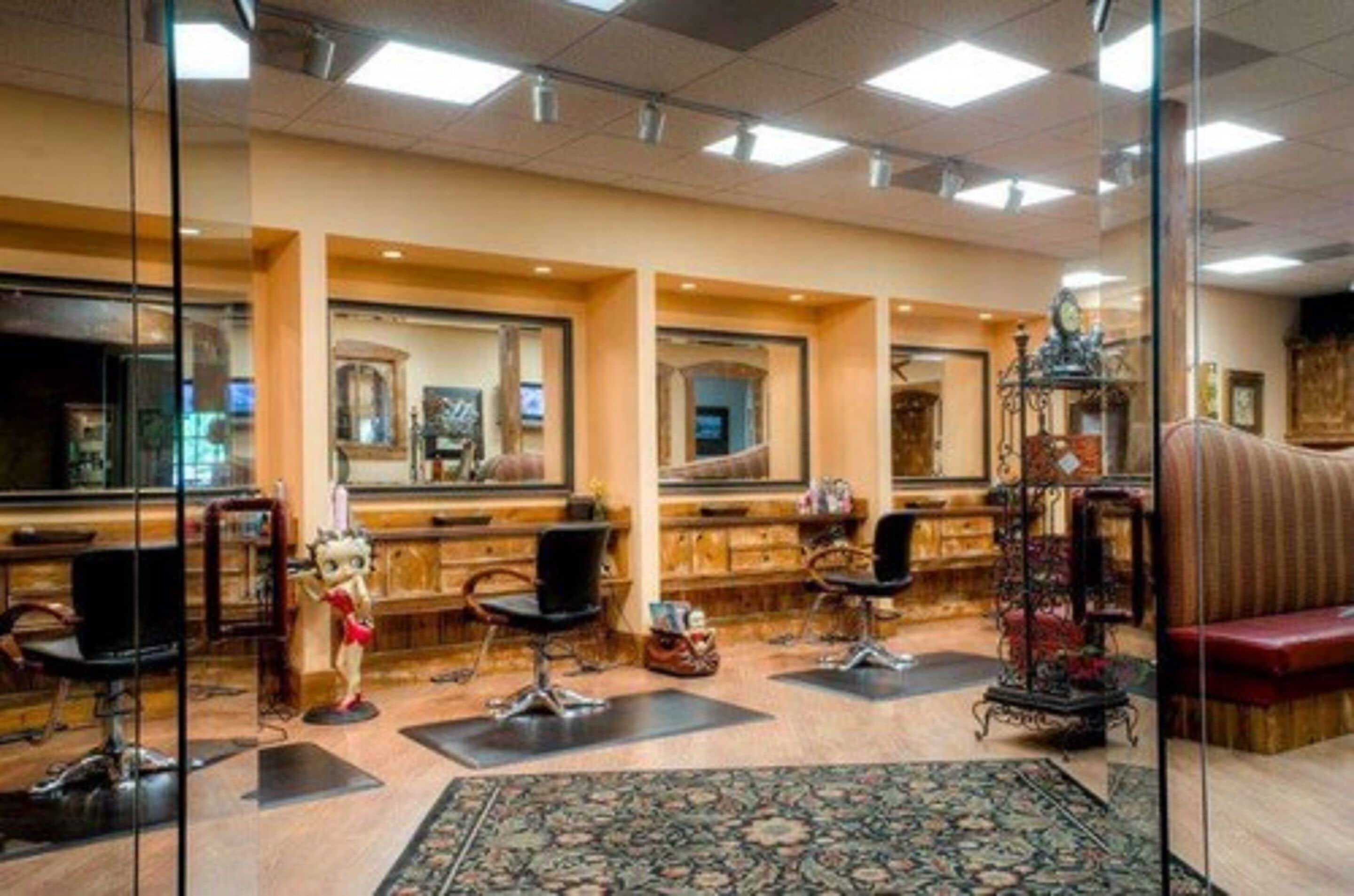 body treatments, aromatherapy, hot stone massages, deep-tissue massages