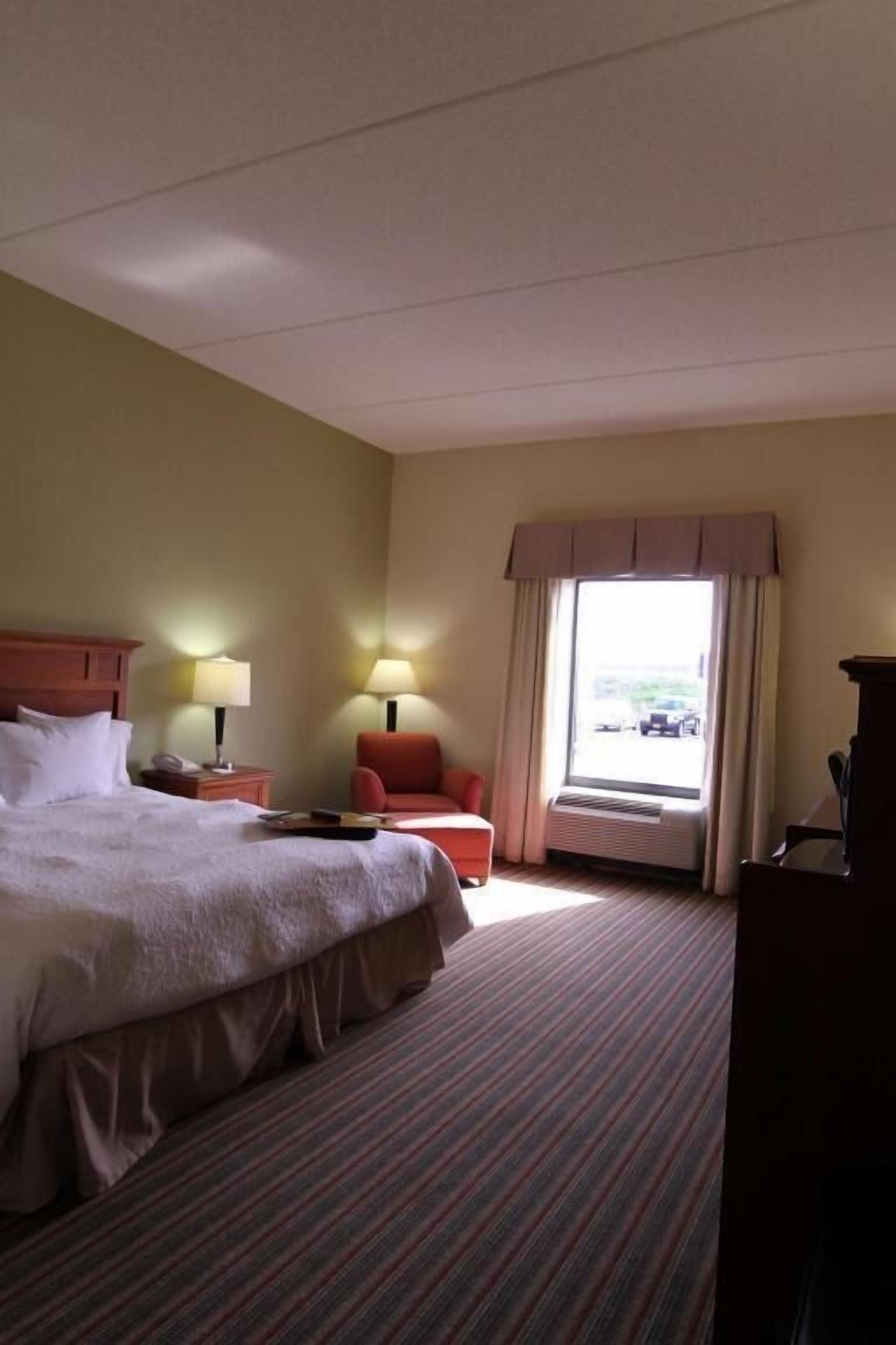 In-room safe, desk, laptop workspace, blackout drapes