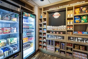 Snack bar