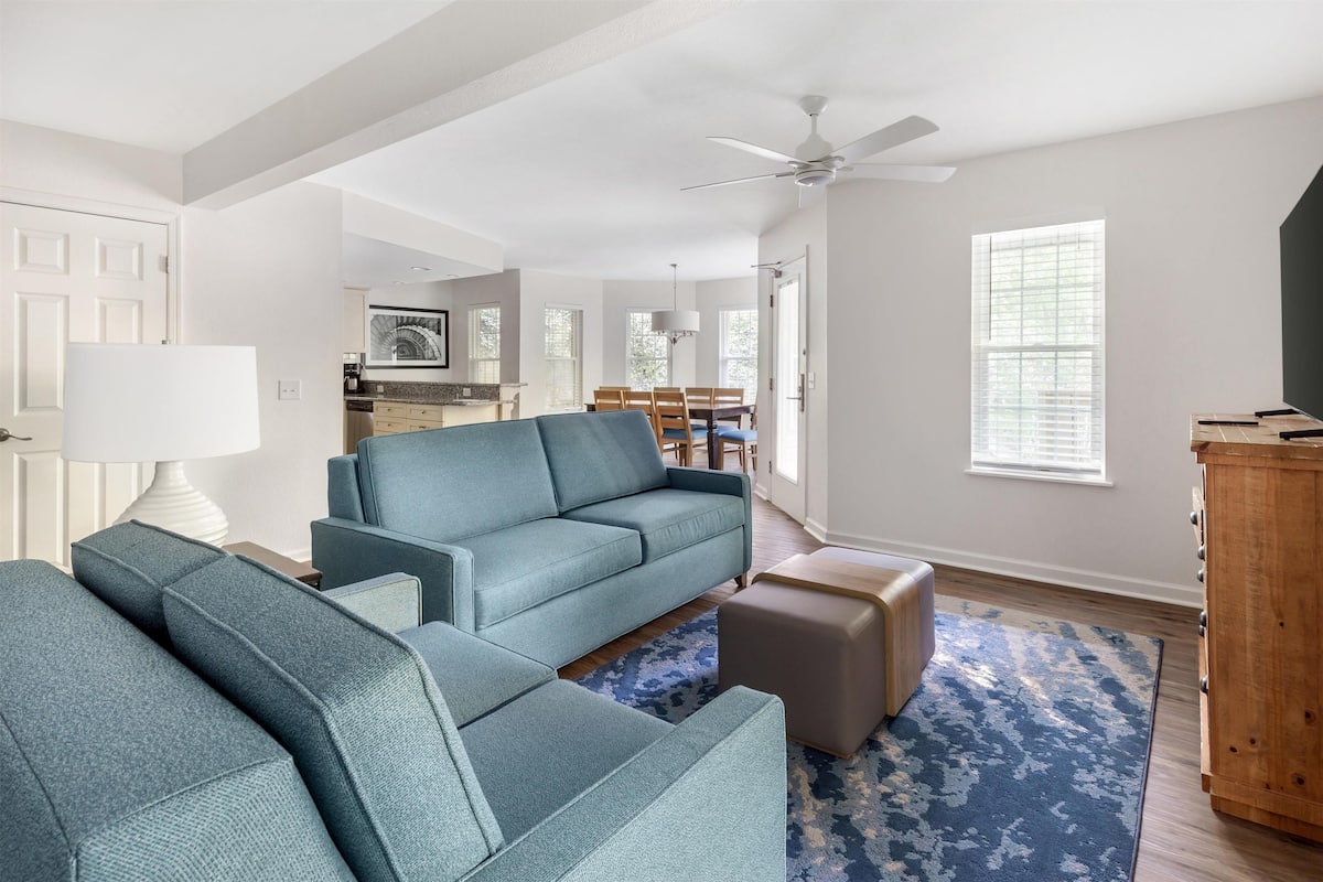 2 Bedroom 1 King 1 Queen Suite with Balcony | Living area | TV, DVD player
