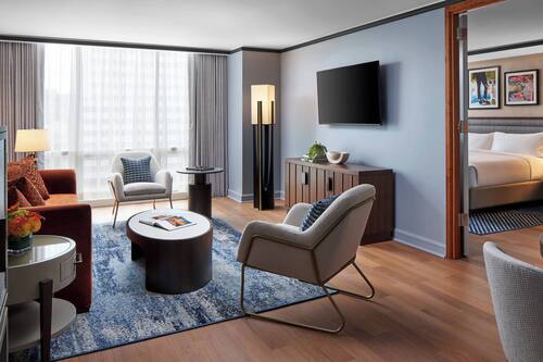 Lakens van Egyptisch katoen, luxe beddengoed, een kluis op de kamer