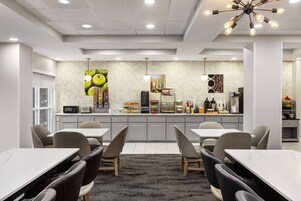 Free full breakfast on weekends