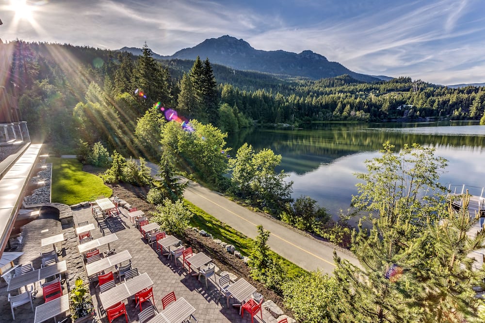 Nita Lake Lodge
