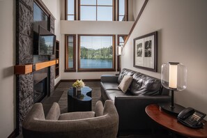 Suite, 2 Bedrooms, Lake View
