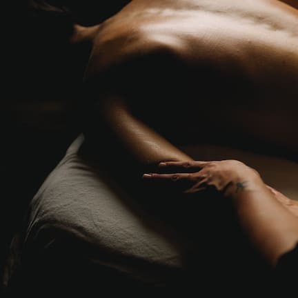 Couples treatment rooms, hot tub, steam room, body treatments