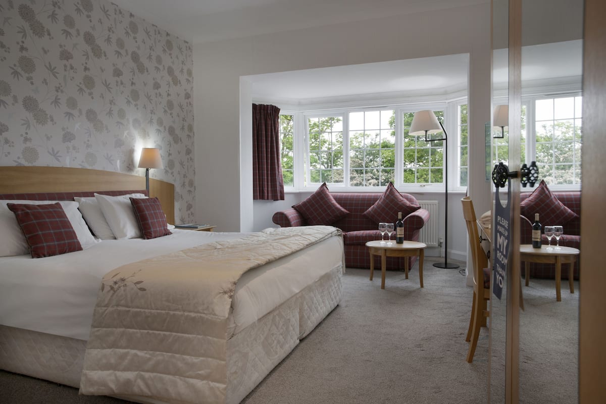 Superior Double Room | 1 bedroom, in-room safe, iron/ironing board, cribs (surcharge)