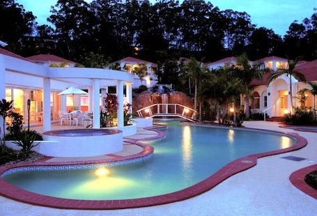 Indoor pool, outdoor pool, sun loungers