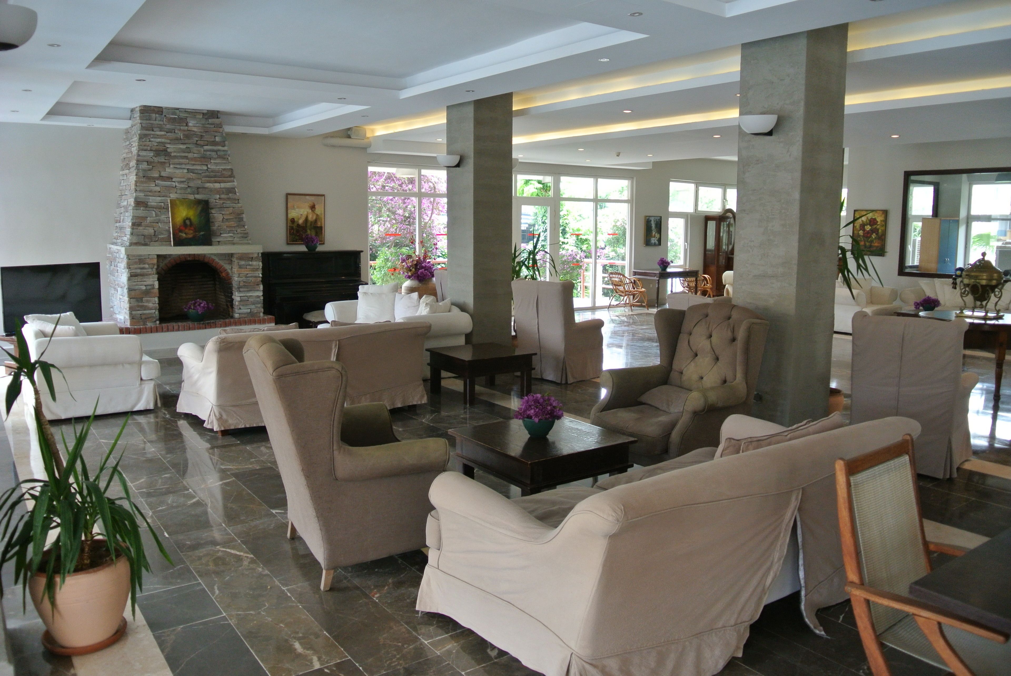 Photo - Begonville Hotel