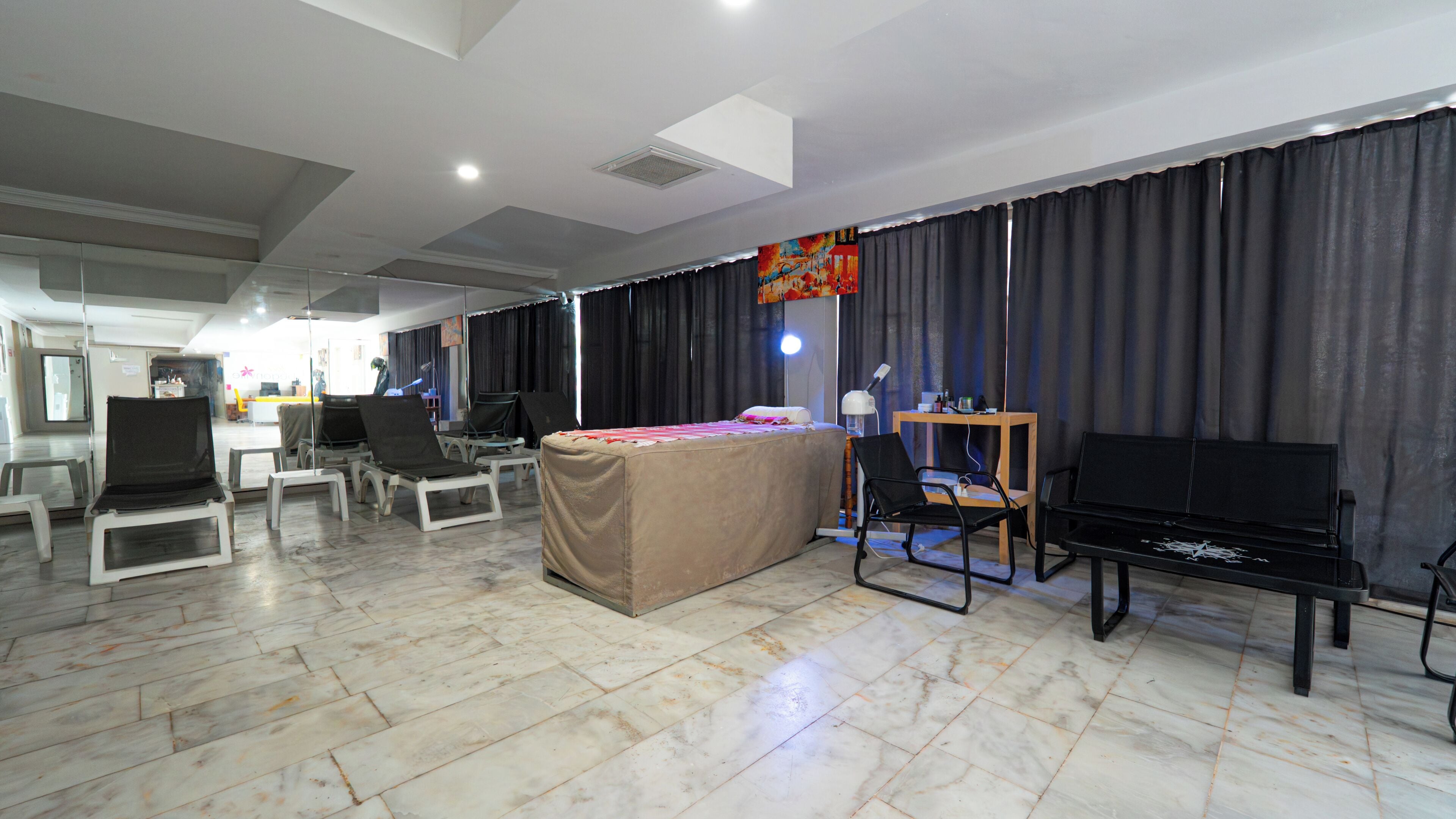 Sauna, baño turco o hammam y salas de tratamiento o masaje 