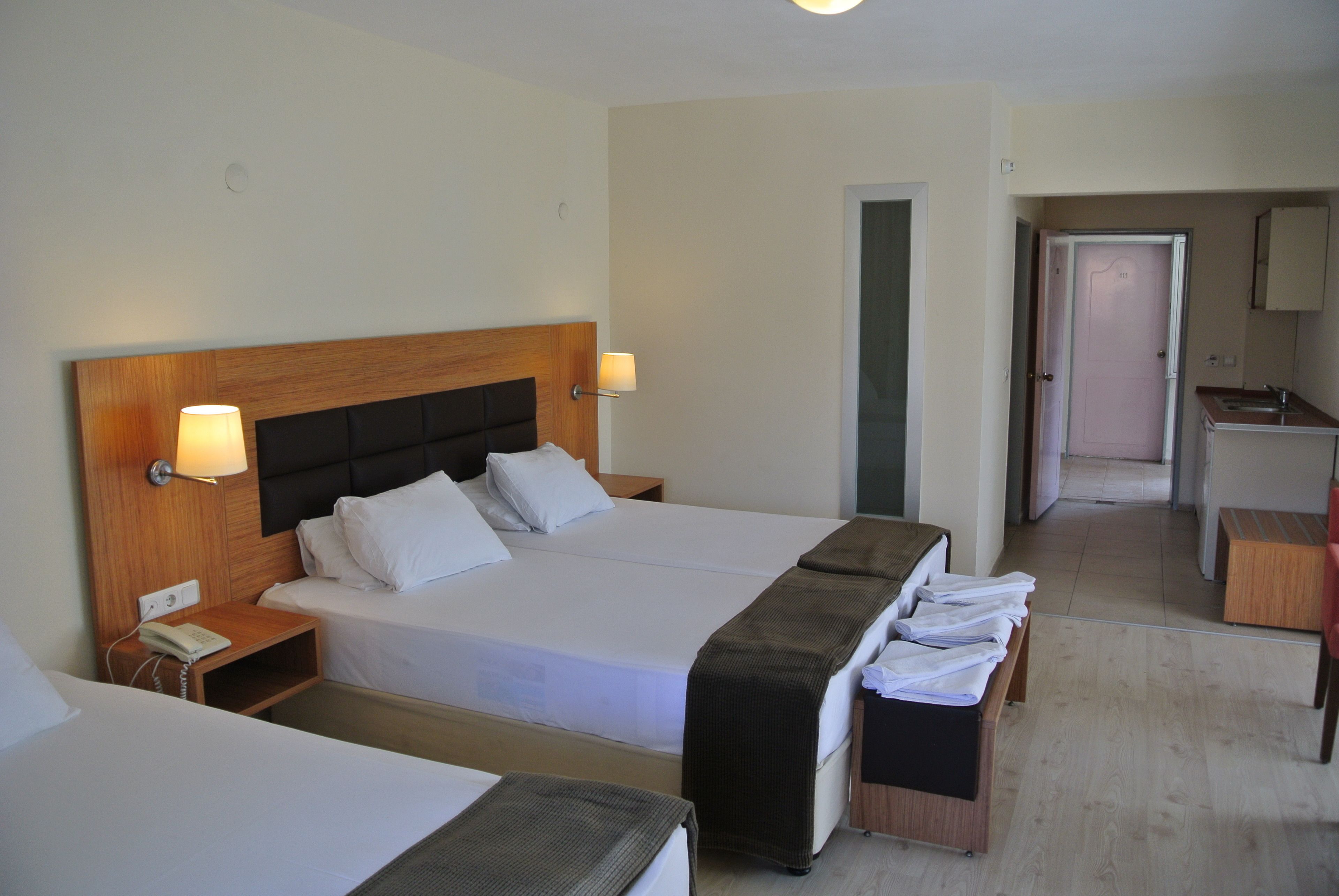 Photo - Begonville Hotel