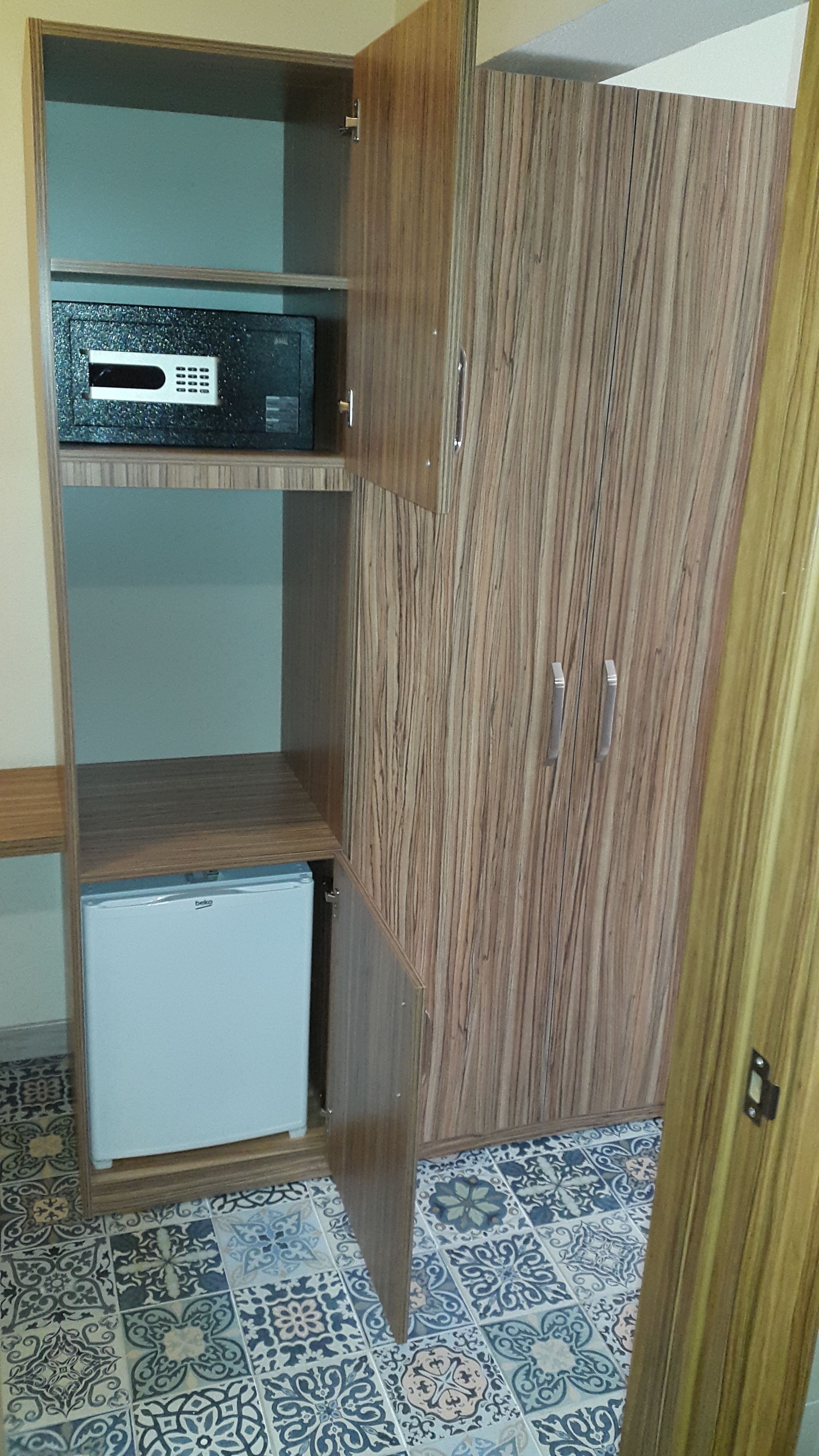 Photo - Begonville Hotel