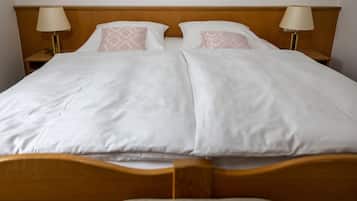 In-room safe, desk, soundproofing, free WiFi