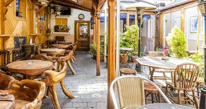 The Uppercross House Hotel