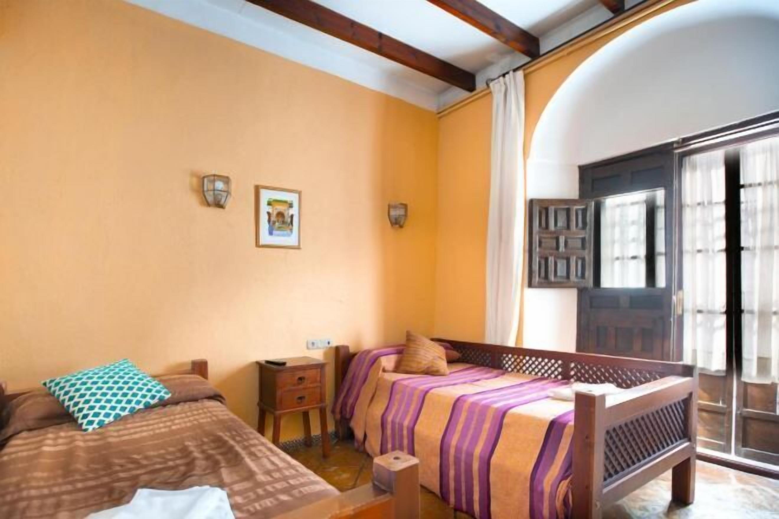 Wi-Fi de cortesia, roupa de cama