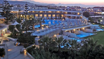 Indoor pool, 3 outdoor pools, pool umbrellas, sun loungers