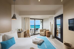 In-room safe, desk, blackout curtains, iron/ironing board - The Island - Adults Only (Hersonissos)