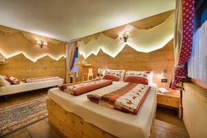 Superior Room, Jetted Tub, Mountain View | In-room safe, desk, soundproofing, cribs/infant beds