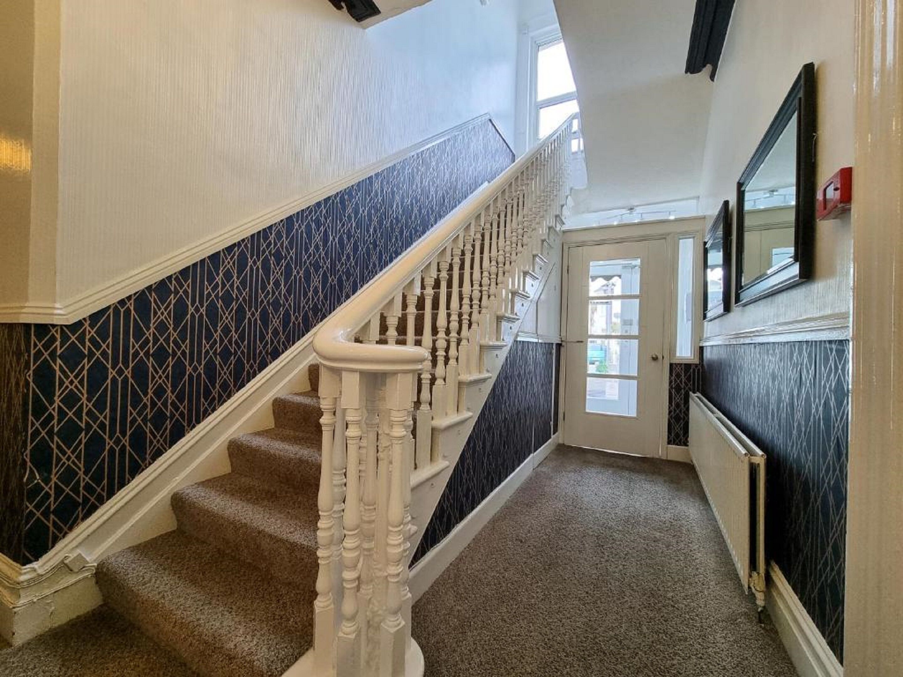 Entrada al alojamiento