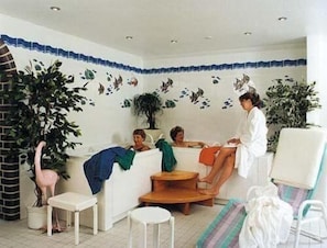 Body treatments, body wraps, body scrubs, facials, Ayurvedic treatments - Hotel Leuchtfeuer (Wangerland)