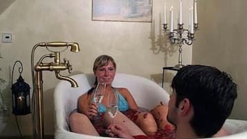Body treatments, body wraps, body scrubs, facials, Ayurvedic treatments