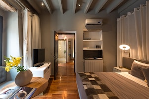 Ropa de cama de alta calidad y minibar