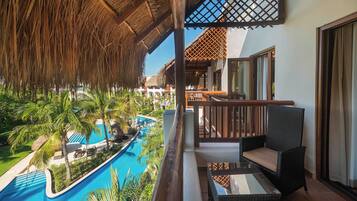 Golden Superior Junior Suite | Terrace/patio