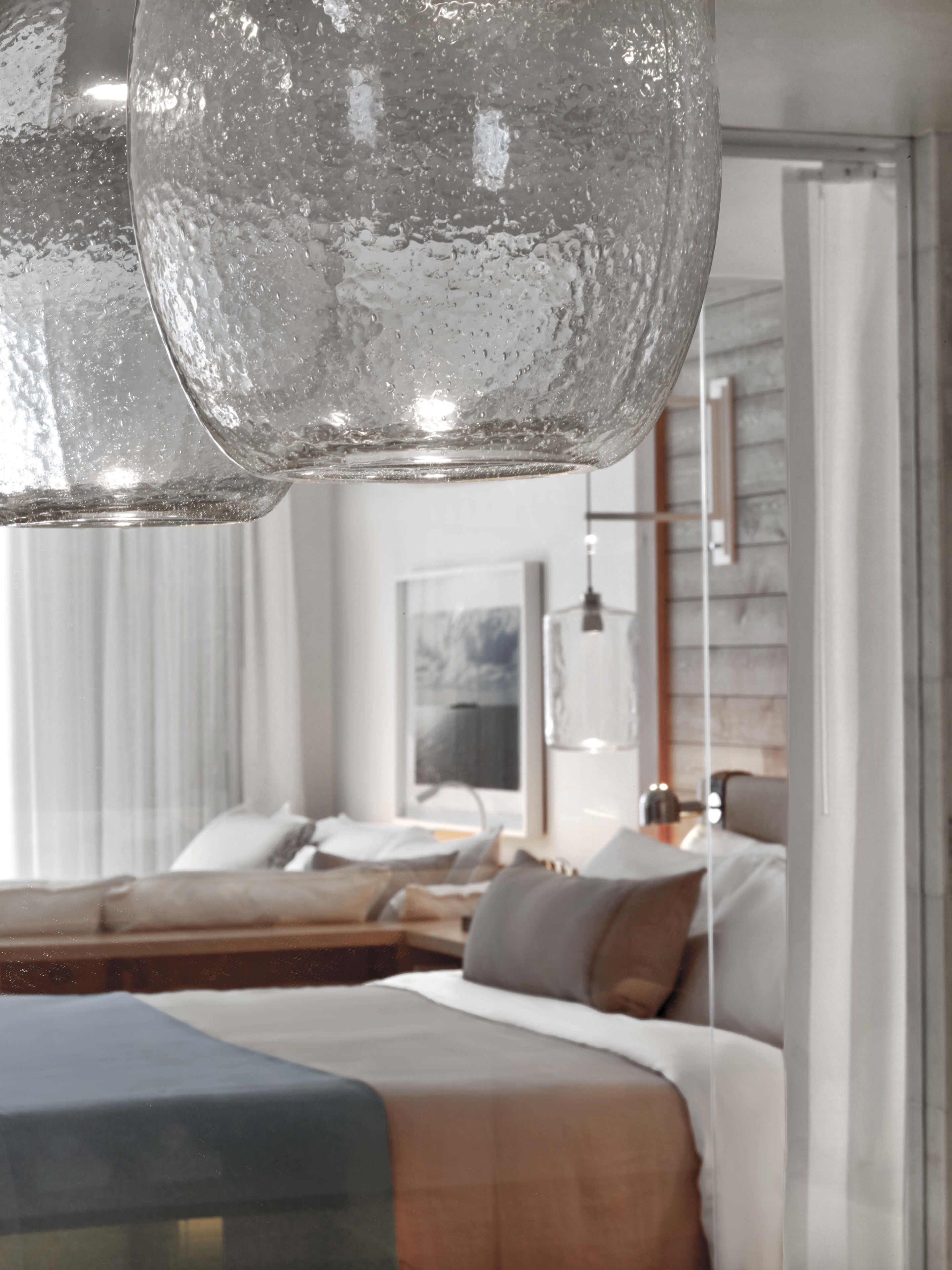 Sängtillbehör av högsta kvalitet, duntäcken och minibar