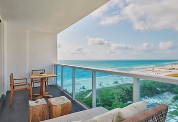Room, 1 King Bed, Balcony, Ocean View | Terrace/patio at 1 Hotel South Beach