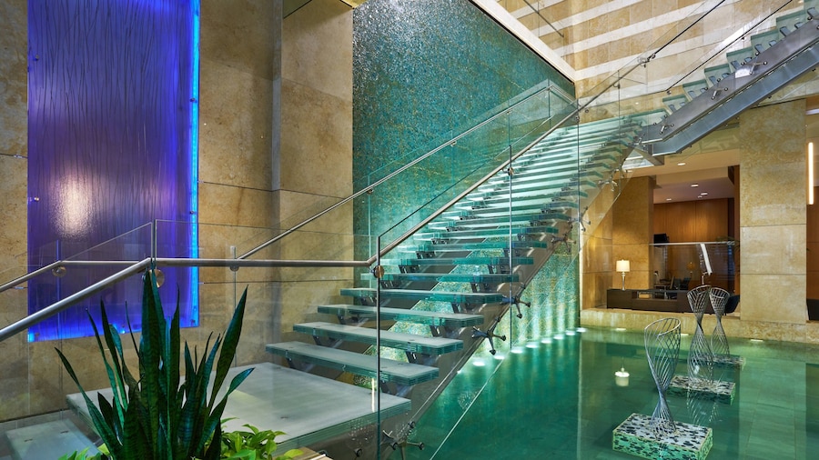 The Westin Virginia Beach Town Center