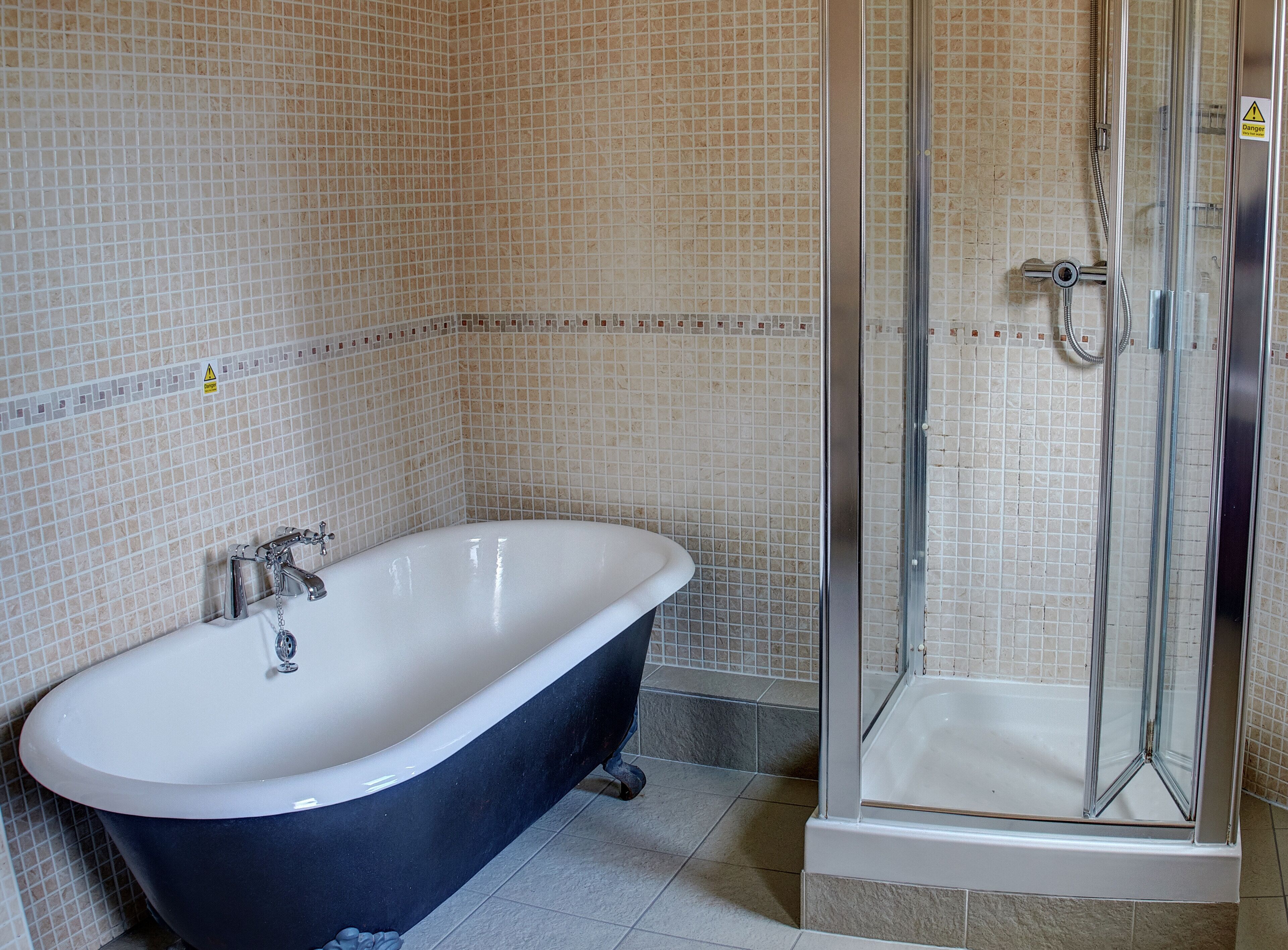 superior double room | bathroom | free toiletries, hair dryer, towels