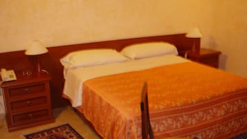 Habitación doble | Caja de seguridad en la habitación, escritorio y cunas gratuitas