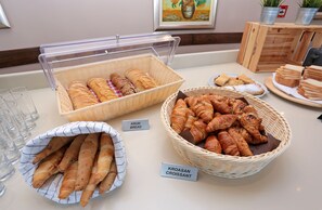 Petit déjeuner buffet