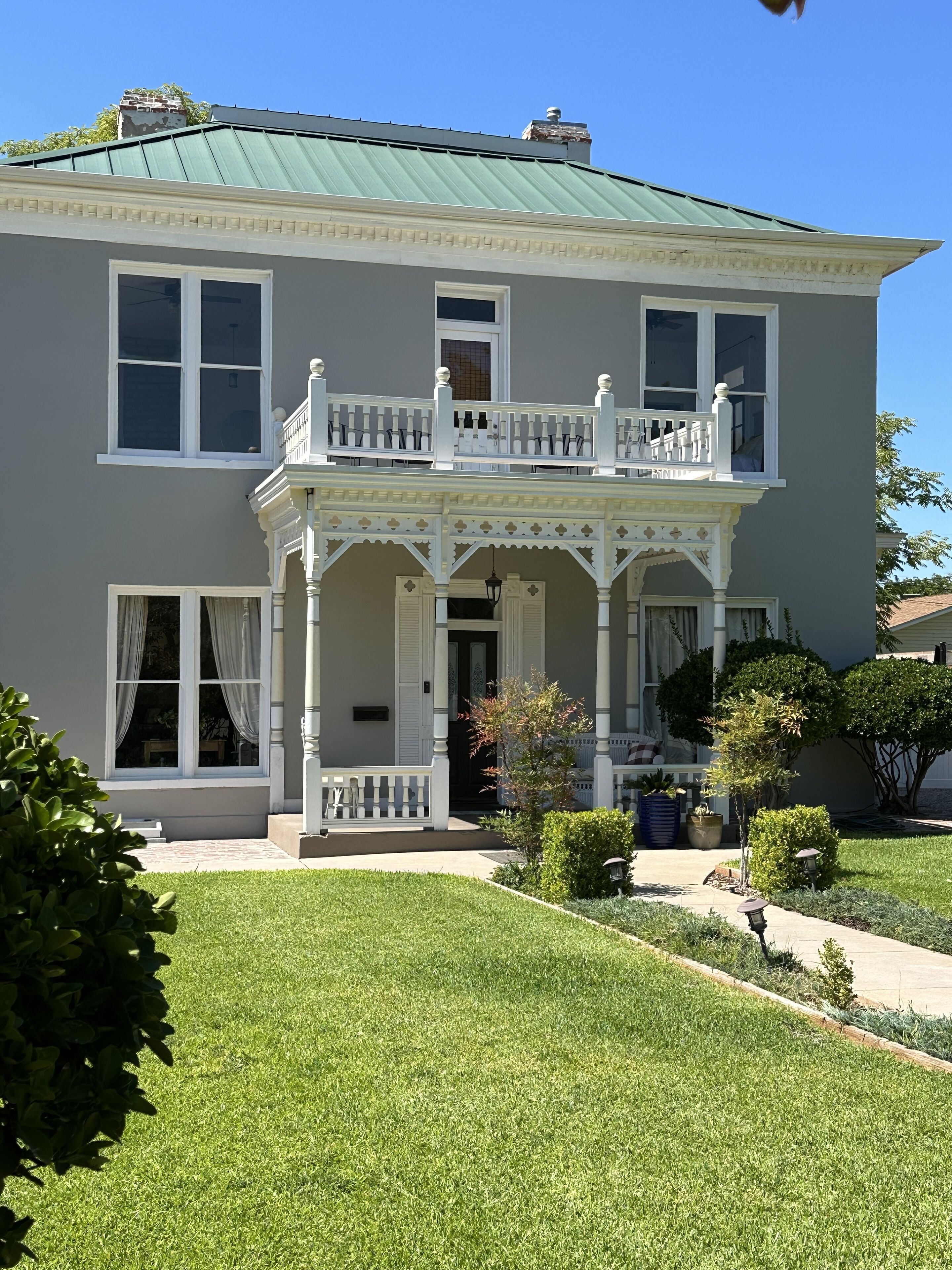 ด้านหน้าที่พัก