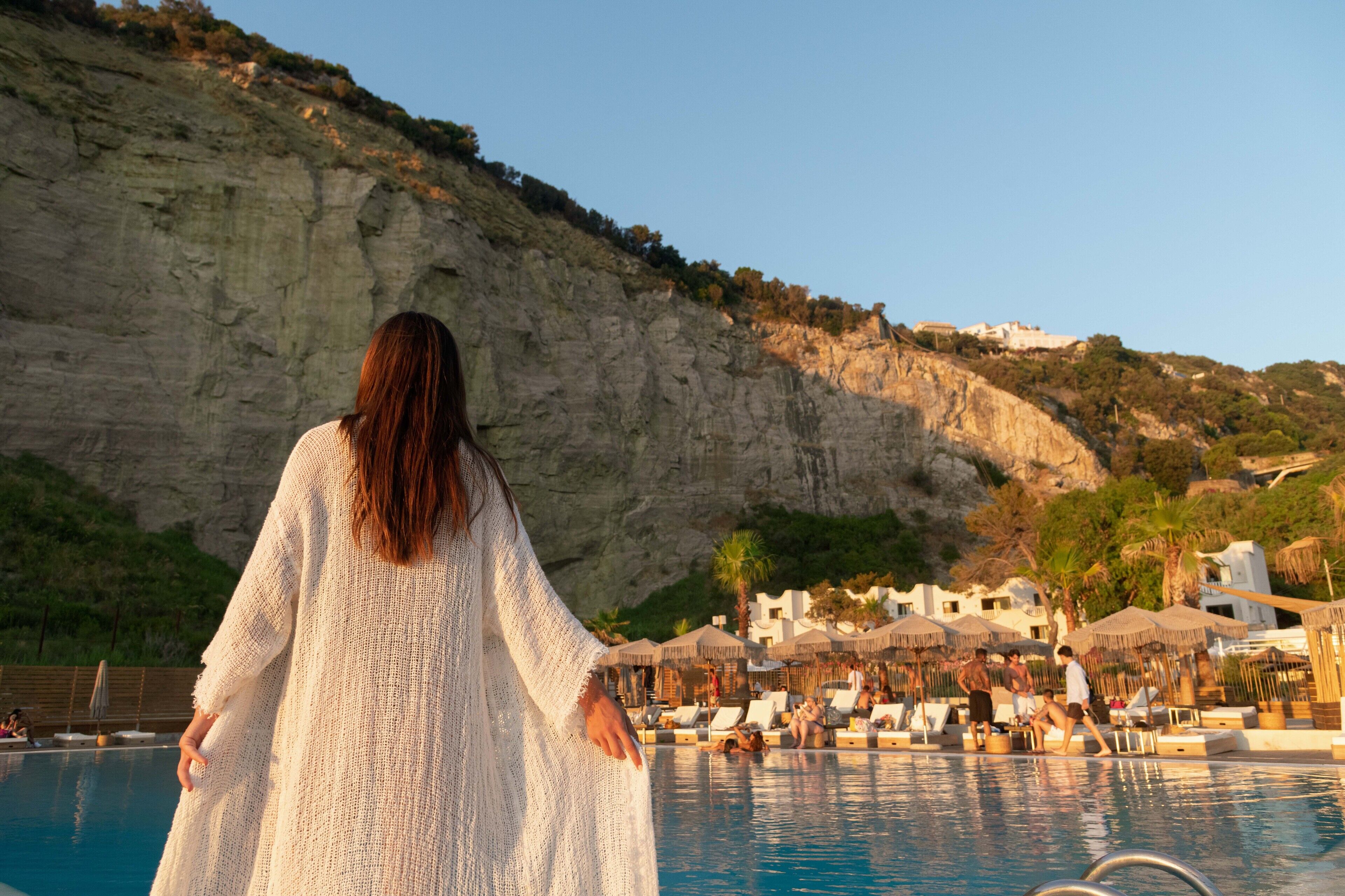 Seasonal outdoor pool, pool umbrellas, sun loungers