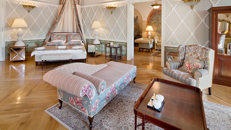 The Bonerowski Palace Boutique Hotel