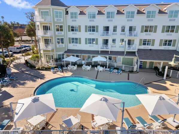 Pillow-top beds, in-room safe, desk, laptop workspace