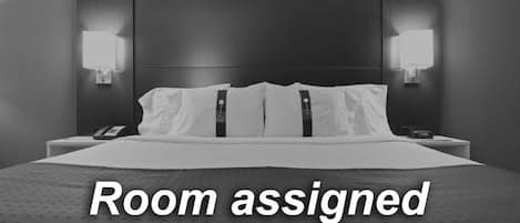 Ropa de cama de alta calidad y camas con pillow-top