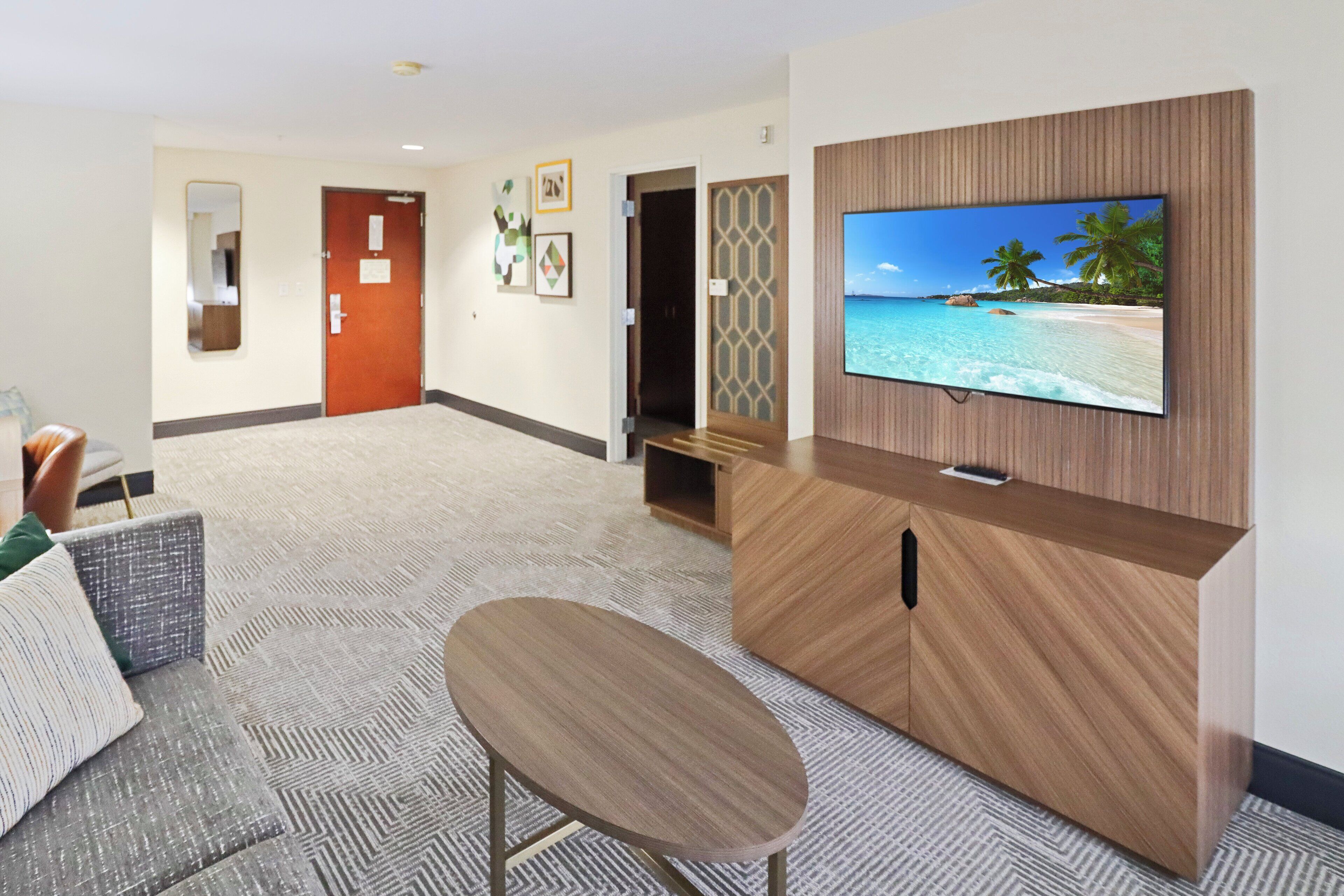 Suite, 1 King Bed with Sofa bed (Additional Living Area) | Premium bedding, pillowtop beds, in-room safe, desk