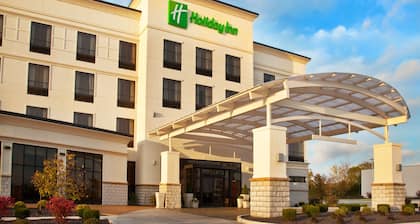 Holiday Inn Quincy East by IHG