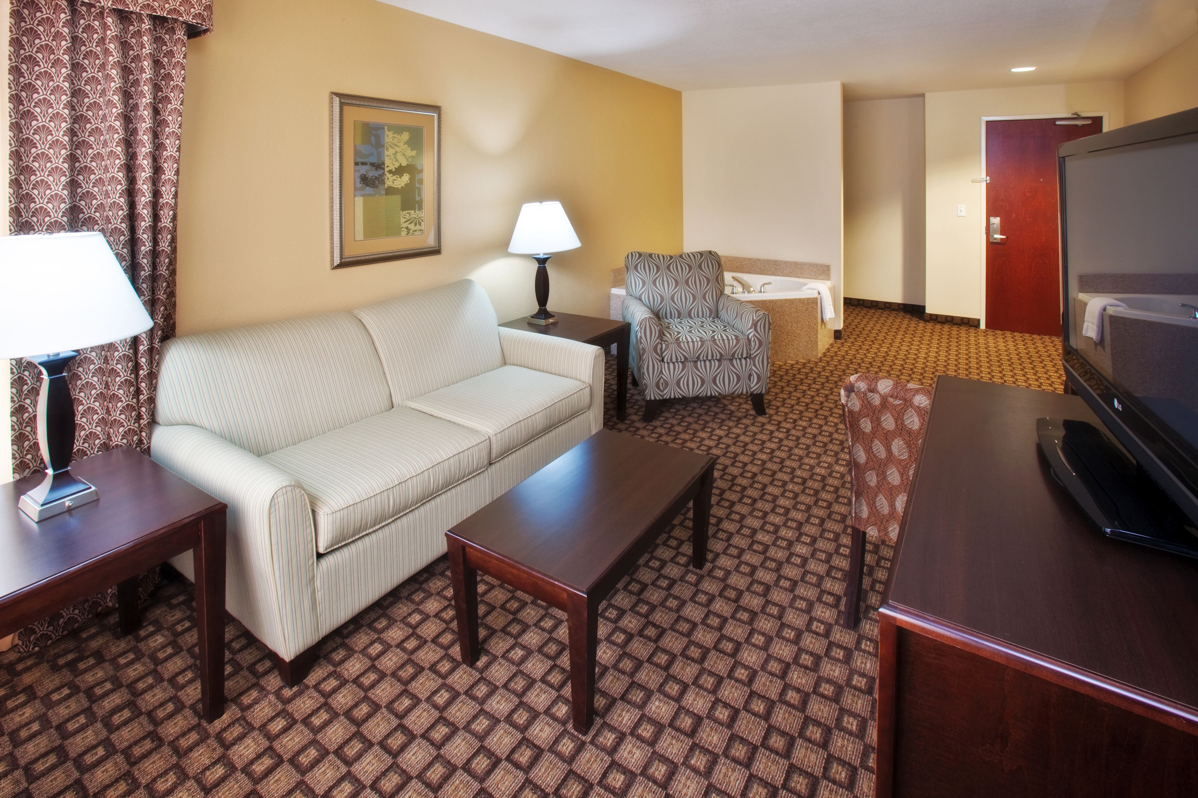 suite, 1 king bed, non smoking | 1 bedroom, premium bedding, pillow-top beds, in-room safe