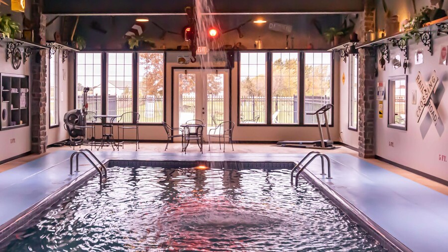 Depot Inn and Suites