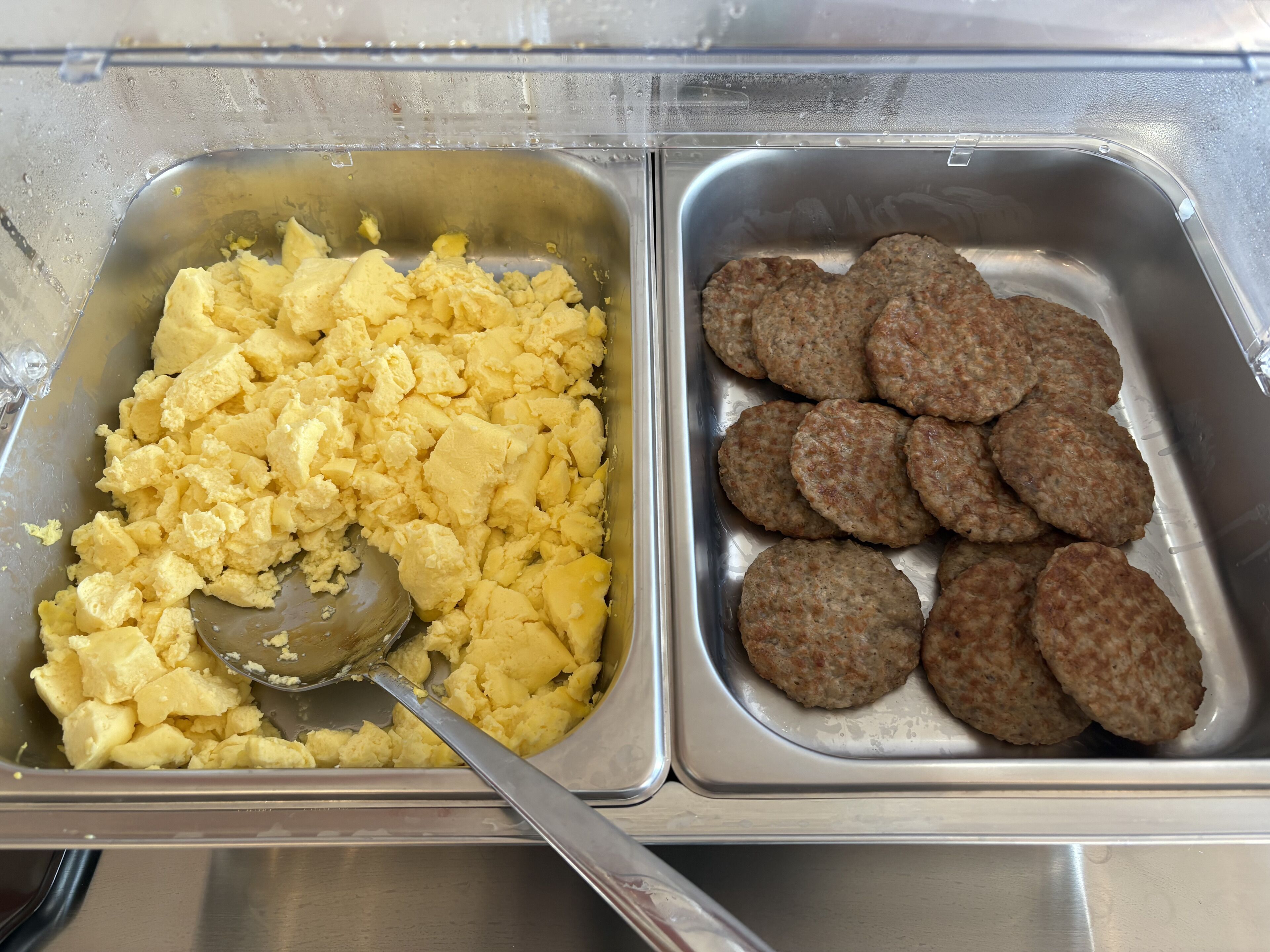 Tägliches inbegriffenes Frühstücksbuffet