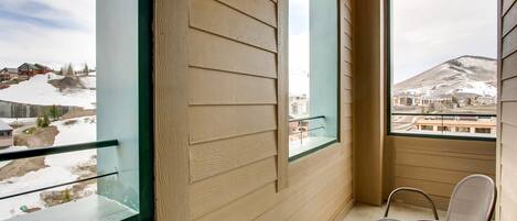 4 Bedroom 4 Bath Condo | Balcony