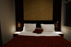 In-room safe, desk, blackout drapes, free WiFi - Lev Yerushalayim (Jerusalem)