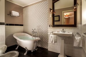 Dreibettzimmer | Komfortbadewanne
