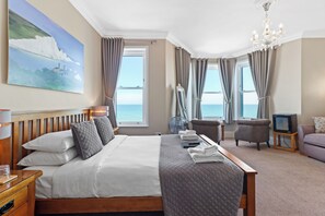 Family Room, Sea View (2nd floor) | Iron/ironing board, free WiFi, bed sheets - Beach Front Guest House (Eastbourne)
