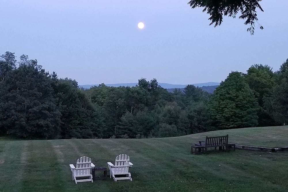 Inn at Clearwater Pond (Quechee) - Cornish, NH