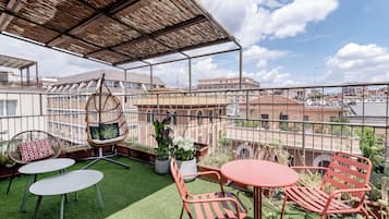 Kamar Double Panorama, teras | Minibar, brankas, meja kerja, dan Wi-Fi gratis