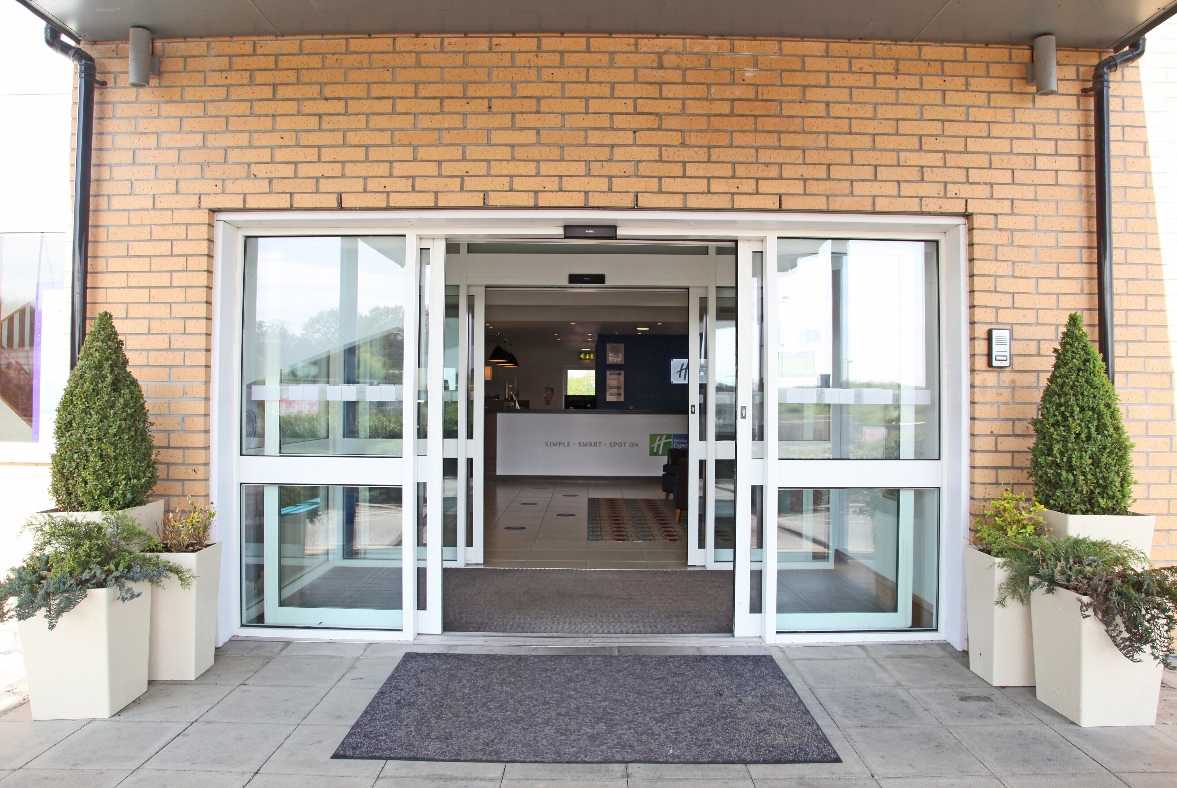 Photo - Holiday Inn Express Braintree by IHG